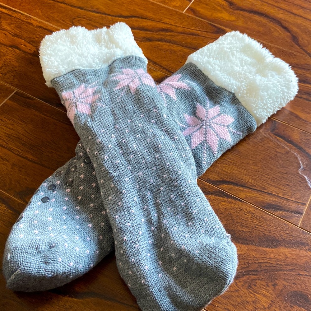 Beautiful grippy slipper socks